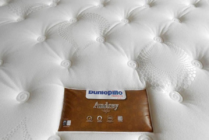 So sánh đệm lò xo Hanvico và Everon nên dùng loại nào