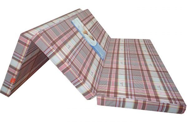 Đệm bông ép Queensweet 1m5 giá bao nhiêu?