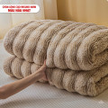 Chăn lông cáo nhân tạo Misuko Nami loang lượn sóng màu nâu nhạt 200x220cm nặng 2,7kg-3