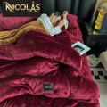 Chăn lông cừu Pháp Nicolas Luxury màu đỏ NCL2401-1