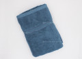 Khăn tắm Olympia Premium Anna màu xanh đậm-1