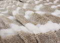 Chăn tuyết lông thỏ Pompon kẻ sọc mã 06 màu be-4