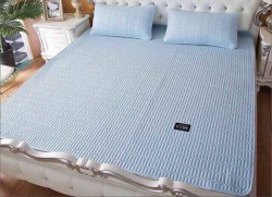 Chiếu điều hòa cao su non  Xanh nhạt