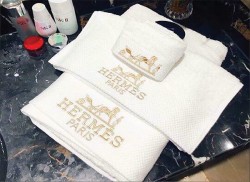 Bộ khăn tắm khách sạn Hermes