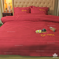 Chăn ga gối khách sạn Olympia cotton lụa 7 món màu đỏ OCL7M01