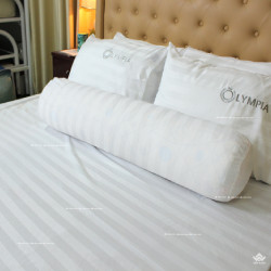 Chăn ga gối khách sạn Olympia cotton lụa 7 món màu trắng OCL7M08