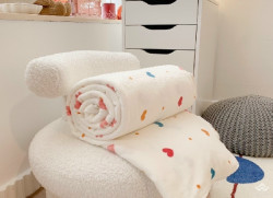 Chăn tuyết Hàn Quốc Soft 2kg màu trắng hình tim