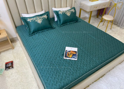 Xã kho bộ ga gối chun chần vải sợi gỗ Olympia Royal màu xanh lục
