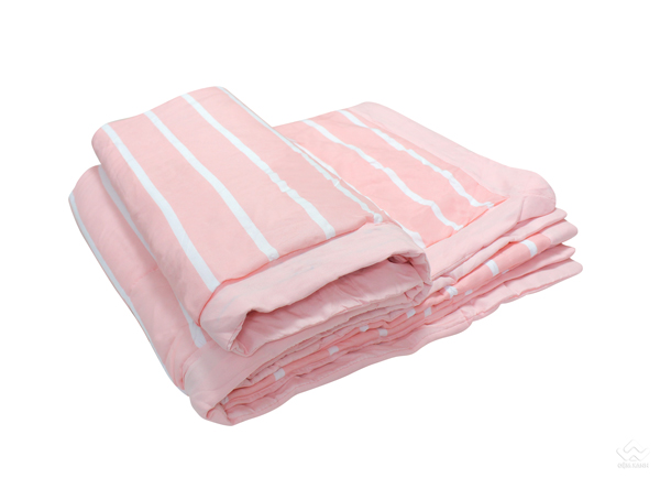 chăn hè đũi Nhật Bản màu hồng họa tiết kẻ sọc trắng