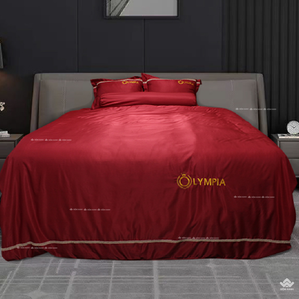 Chăn ga gối khách sạn Olympia lụa thêu 5 món màu đỏ 